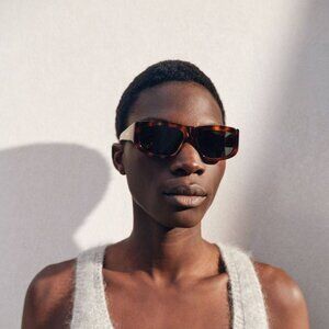 Jacquemus PILOTA JAC/2 C4 Sunglasses Havana Square Frame, Grey Lenses